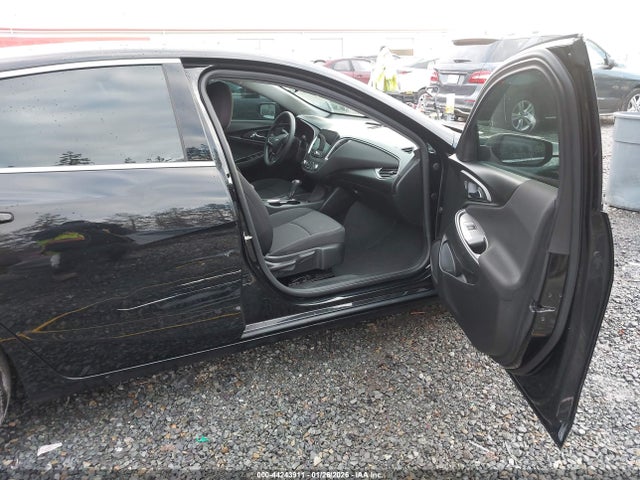 1G1ZB5ST8LF152544 Chevrolet Malibu Fwd Ls