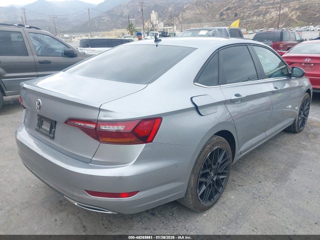 3VWC57BU7KM220305 Volkswagen Jetta 1.4t R-line/1.4t S/1.4t Se