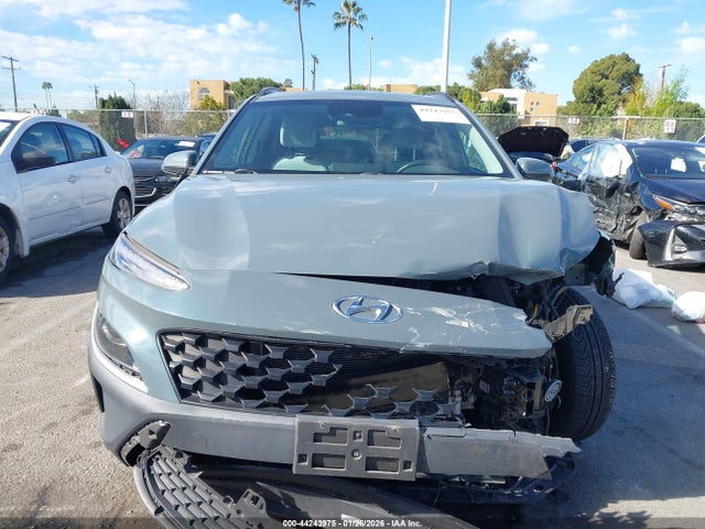 KM8K32AB4NU881938 Hyundai Kona Sel