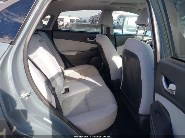 KM8K32AB4NU881938 Hyundai Kona Sel