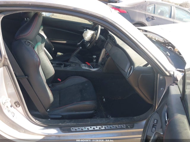 2015 SUBARU BRZ JF1ZCAC11F9602456 Photo 4
