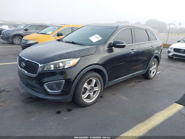 2017 KIA SORENTO 5XYPG4A56HG187715 Photo 1