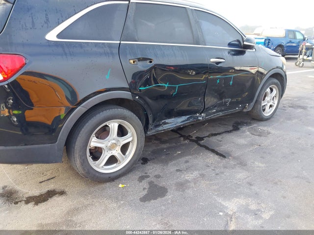 2017 KIA SORENTO 5XYPG4A56HG187715 Photo 5