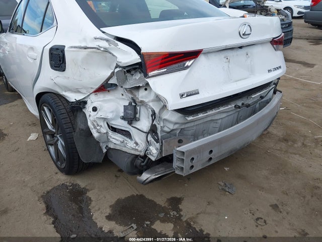 2017 Lexus Is 200t მანქანა იყიდება აუქციონზე, vin: JTHBA1D27H5059549, აუქციონის ნომერი: 44243991