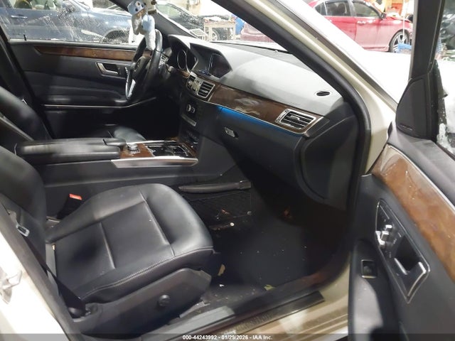 44243992 :رقم المزاد ، WDDHF8JB6EA831588 vin ، 2014 Mercedes-benz E 350 4matic مزاد بيع