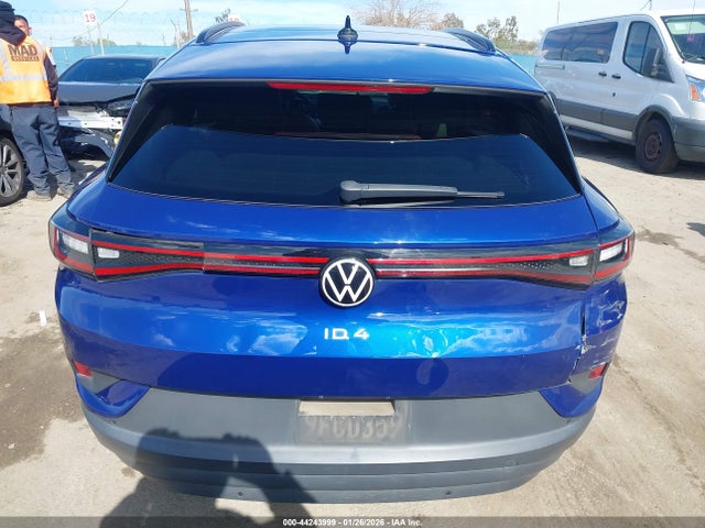 44243999 :رقم المزاد ، WVGTMPE22NP075183 vin ، 2022 Volkswagen Id.4 Pro S مزاد بيع