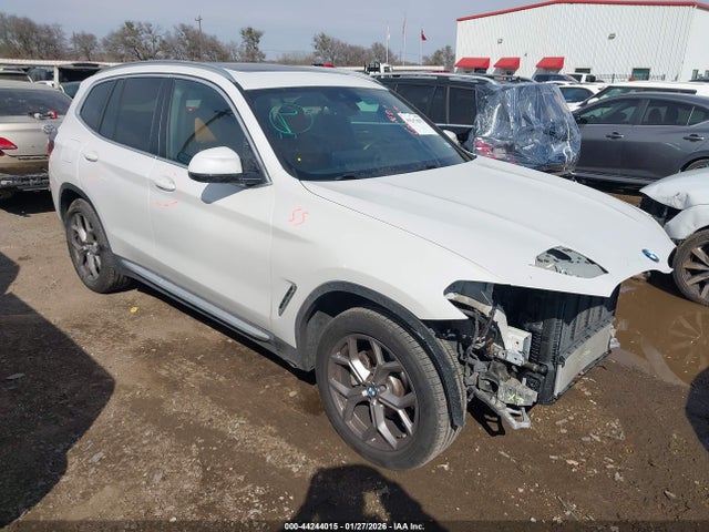2022 BMW X3 5UX43DP07N9M68735