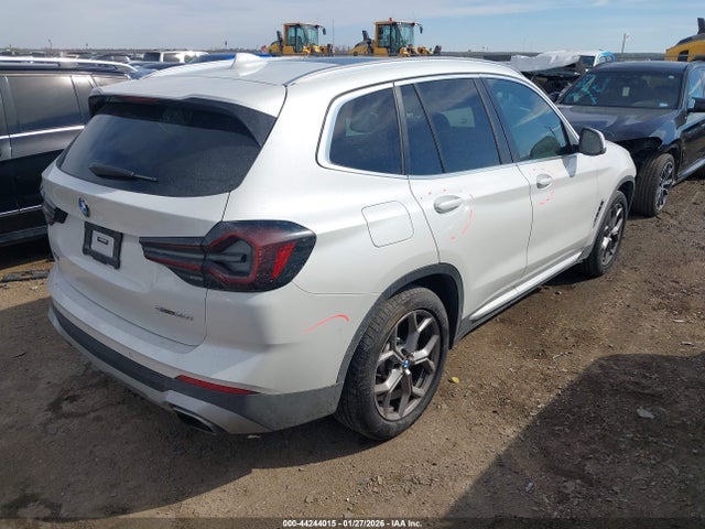 2022 BMW X3 5UX43DP07N9M68735 Photo 3