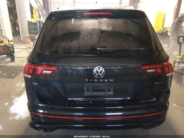 Продаж на аукціоні авто 2024 Volkswagen Tiguan 2.0t Se R-line Black, vin: 3VV8B7AX7RM056949, номер лоту: 44244038