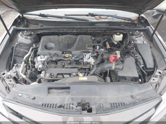 4T1B11HK2JU049532 Toyota CAMRY LE