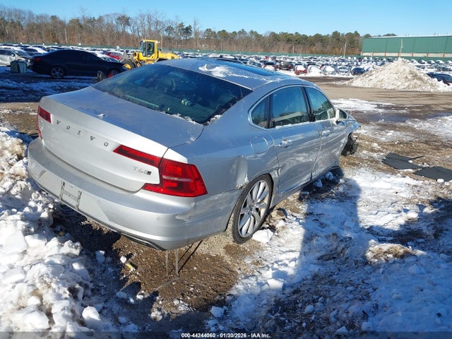 2018 VOLVO S90 LVY992ML4JP007001 Photo 3