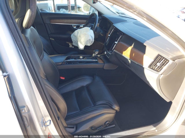 2018 VOLVO S90 LVY992ML4JP007001 Photo 4