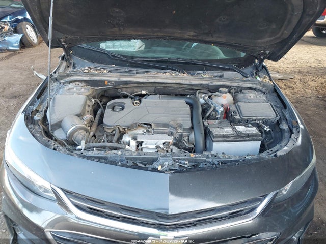 1G1ZD5ST1JF254632 Chevrolet MALIBU LT