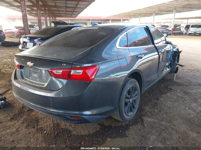 1G1ZD5ST1JF254632 Chevrolet MALIBU LT