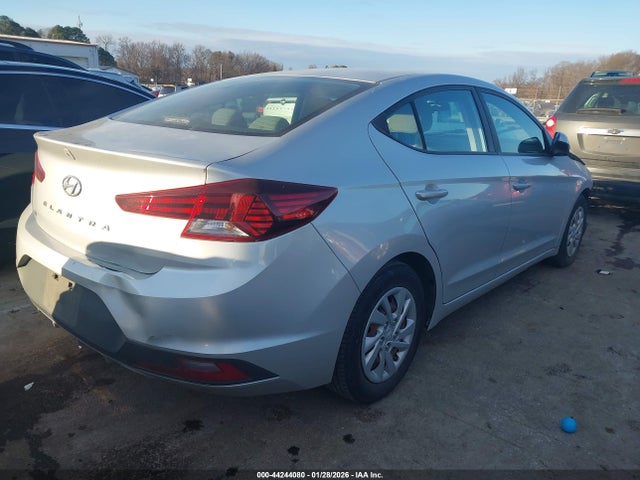 2019 HYUNDAI ELANTRA 5NPD74LF7KH490530 Photo 3