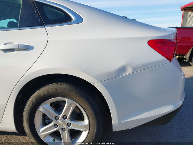 1G1ZB5ST6KF190708 Chevrolet Malibu 1ls