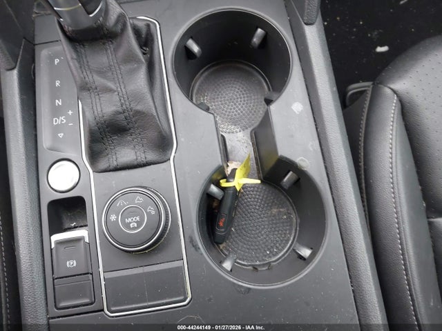 1V2KR2CA5JC563297 Volkswagen Atlas 3.6l V6 Se