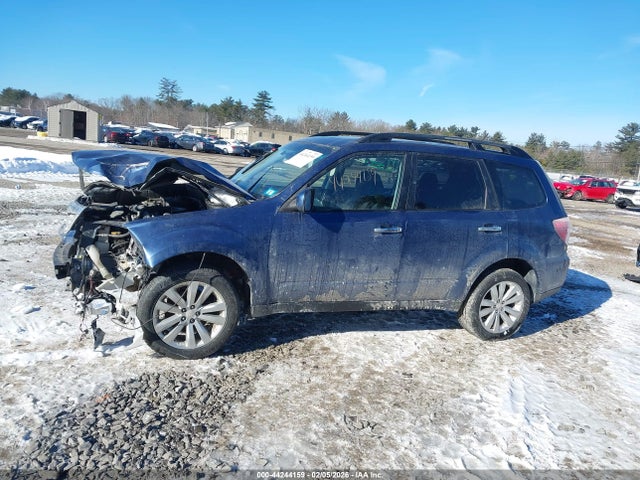 Продажа на аукционе авто 2011 Subaru Forester 2.5x Premium, vin: JF2SHADC1BH728914, номер лота: 44244159