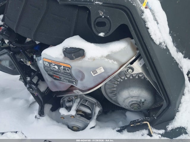 SN1TDZ8R2SC640184 Polaris Snowmobile