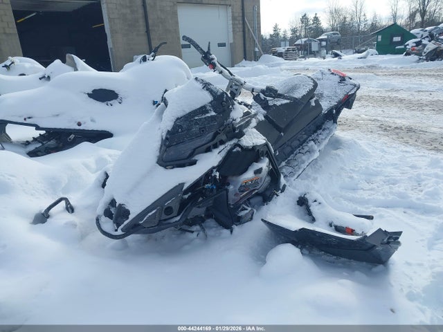 SN1TDZ8R2SC640184 Polaris Snowmobile