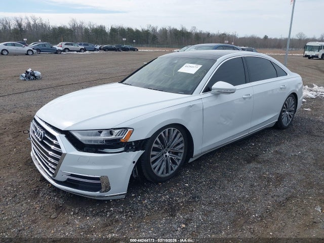 2019 AUDI A8 L WAU8DAF82KN009098 Photo 1