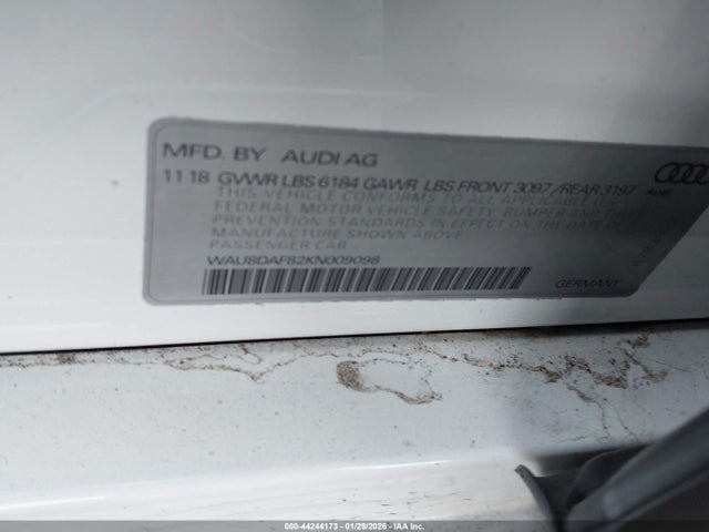 2019 AUDI A8 L WAU8DAF82KN009098 Photo 8