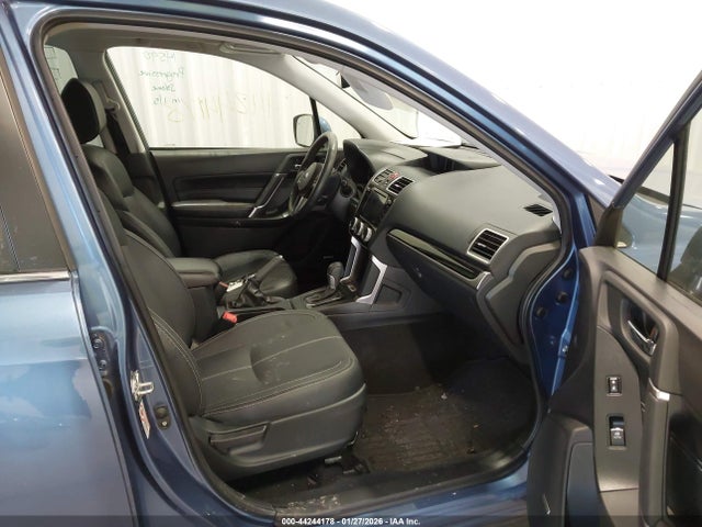 Subaru Forester 2.5i Touring 2018 JF2SJAWC8JH535420 Image 5