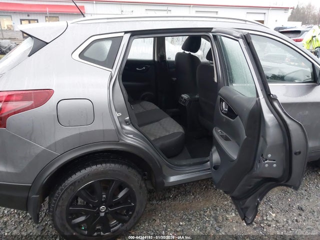 JN1BJ1BW4MW672548 Nissan Rogue Sport Sv Awd Xtronic Cvt