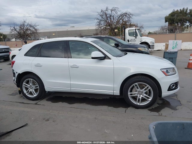 Auction sale of the 2015 Audi Q5 2.0t Premium, vin: WA1LFAFP9FA055582, lot number: 44244224