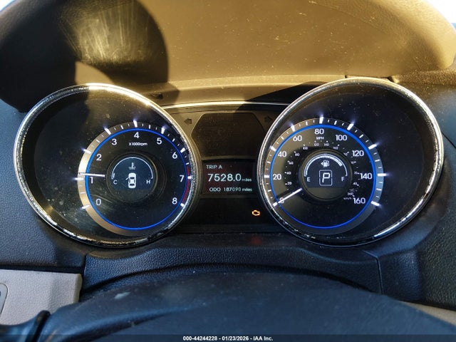 5NPEB4AC1EH934338 Hyundai SONATA GLS