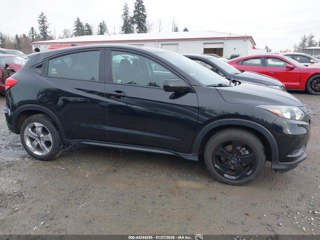 3CZRU6H31JG724008 Honda HR-V LX