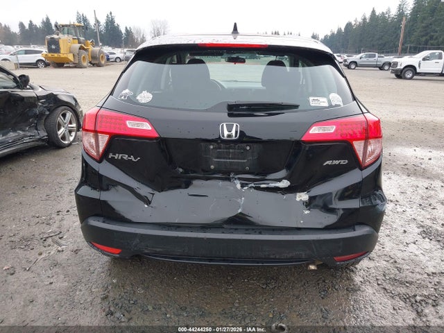 3CZRU6H31JG724008 Honda HR-V LX