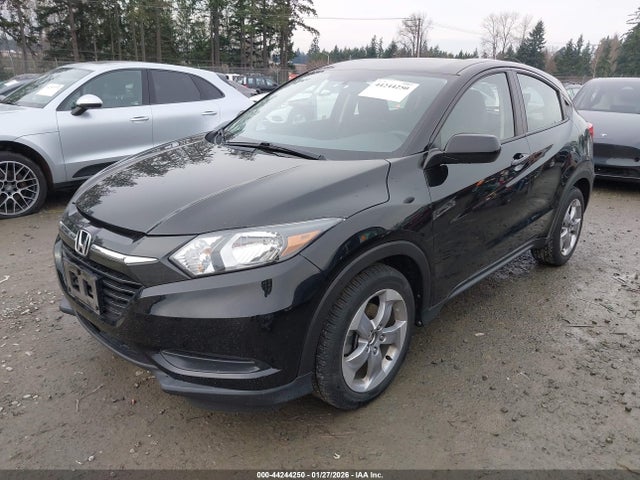 2018 HONDA HR-V 3CZRU6H31JG724008 Photo 1