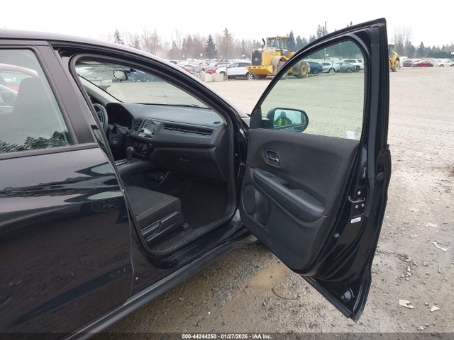 2018 HONDA HR-V 3CZRU6H31JG724008 Photo 4