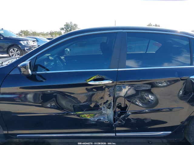 1HGCR2F56FA008531 Honda Accord Sport