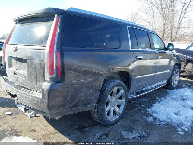 44244284 :رقم المزاد ، 1GYS4HKJ5JR379182 vin ، 2018 Cadillac Escalade Esv Luxury مزاد بيع