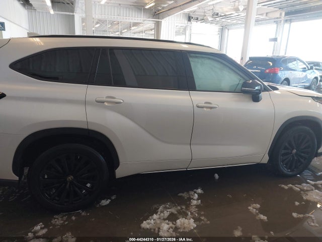2024 Toyota Highlander Xse მანქანა იყიდება აუქციონზე, vin: 5TDKDRBH6RS533582, აუქციონის ნომერი: 44244310