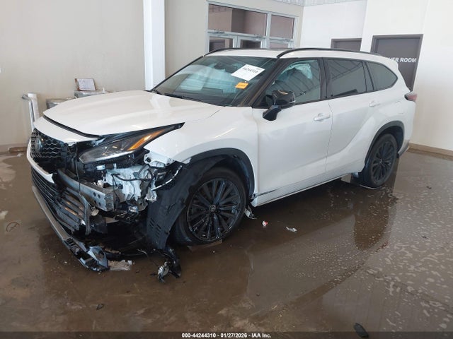 2024 Toyota Highlander Xse მანქანა იყიდება აუქციონზე, vin: 5TDKDRBH6RS533582, აუქციონის ნომერი: 44244310