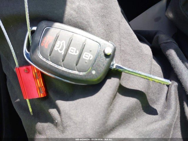 5NPE24AF4GH271165 Hyundai SONATA SE