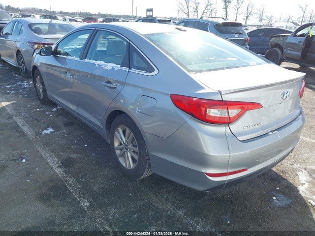 5NPE24AF4GH271165 Hyundai SONATA SE