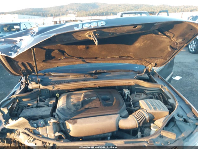 1C4RJFBGXGC327998 Jeep Grand Cherokee Limited