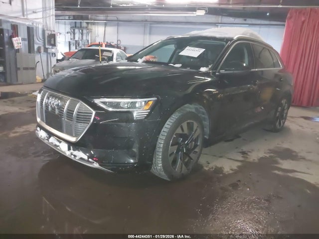Aukcja sprzedaży 2023 Audi E-tron Premium Quattro, vin: WA1AAAGE3PB004755, numer aukcji: 44244351