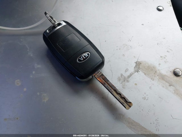 KNDJP3A5XJ7891466 KIA SOUL +