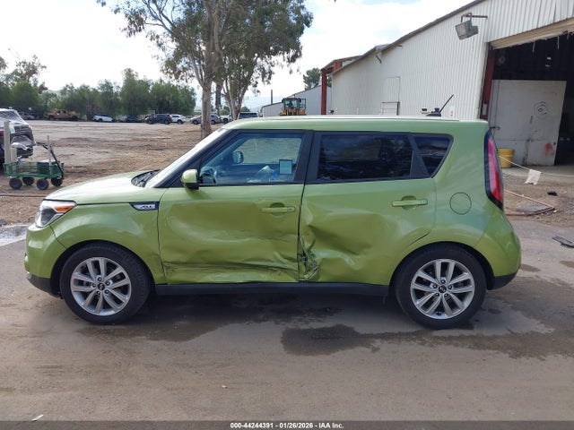 KNDJP3A5XJ7891466 KIA SOUL +