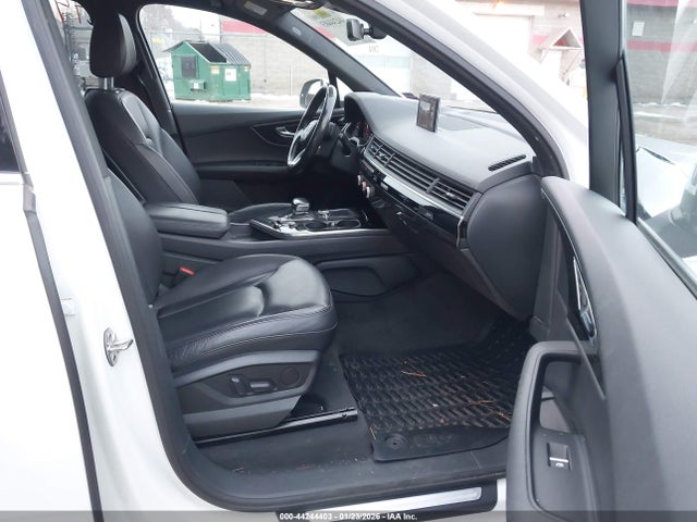 2017 AUDI Q7 WA1LAAF75HD030937 Photo 4