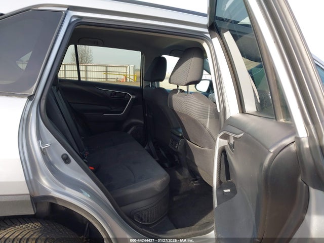 2T3LWRFV6NW136672 Toyota Rav4 Hybrid Le