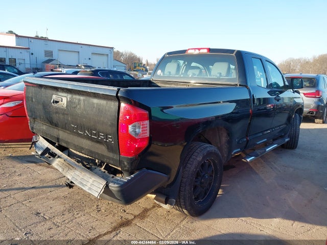 Aukcja sprzedaży 2017 Toyota Tundra Sr 4.6l V8, vin: 5TFRM5F1XHX113191, numer aukcji: 44244464