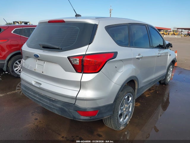 Ford ESCAPE S 2019 1FMCU0F71KUC27940 Image 4
