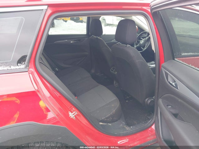 44244545 :رقم المزاد ، W04GU8SX1J1160891 vin ، 2018 Buick Regal Tourx Preferred مزاد بيع