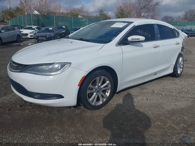 44244581 :رقم المزاد ، 1C3CCCFBXGN194181 vin ، 2016 Chrysler 200 Touring مزاد بيع